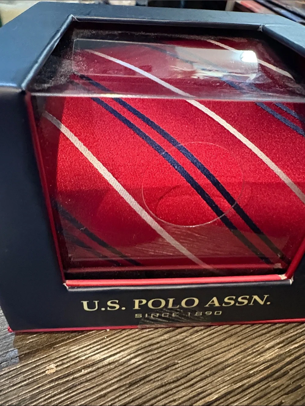 Tie in Branded Packaging